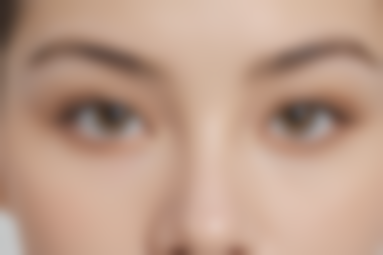 icl人工晶体植入近视手术的价格是多少？了解相关费用和手术详情。