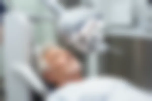 黔东南爱尔眼科医院激光矫正的价格概况:TICL晶体植入近视手术39660元起
