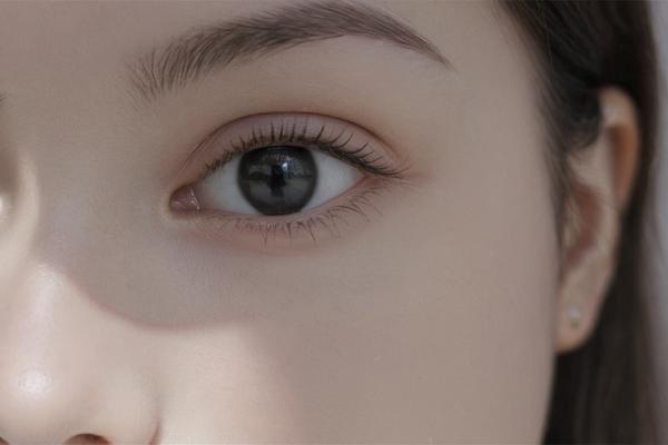 鼻唇整形：改善面部轮廓的自然选择