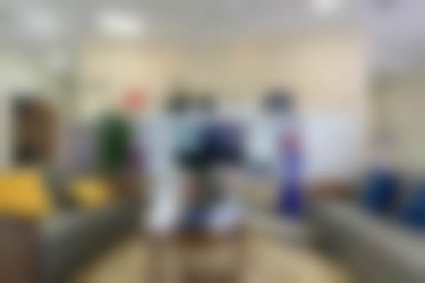 裴菁:眼部整形专科医师,打造灵动自然眼型